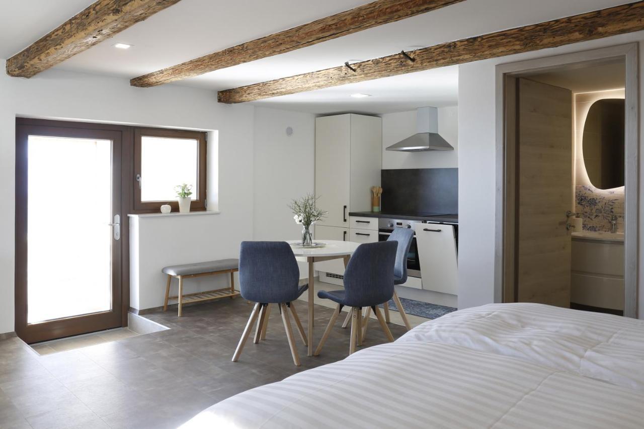 Studio 1111 With Sauna & Hot Tub Dravograd ภายนอก รูปภาพ