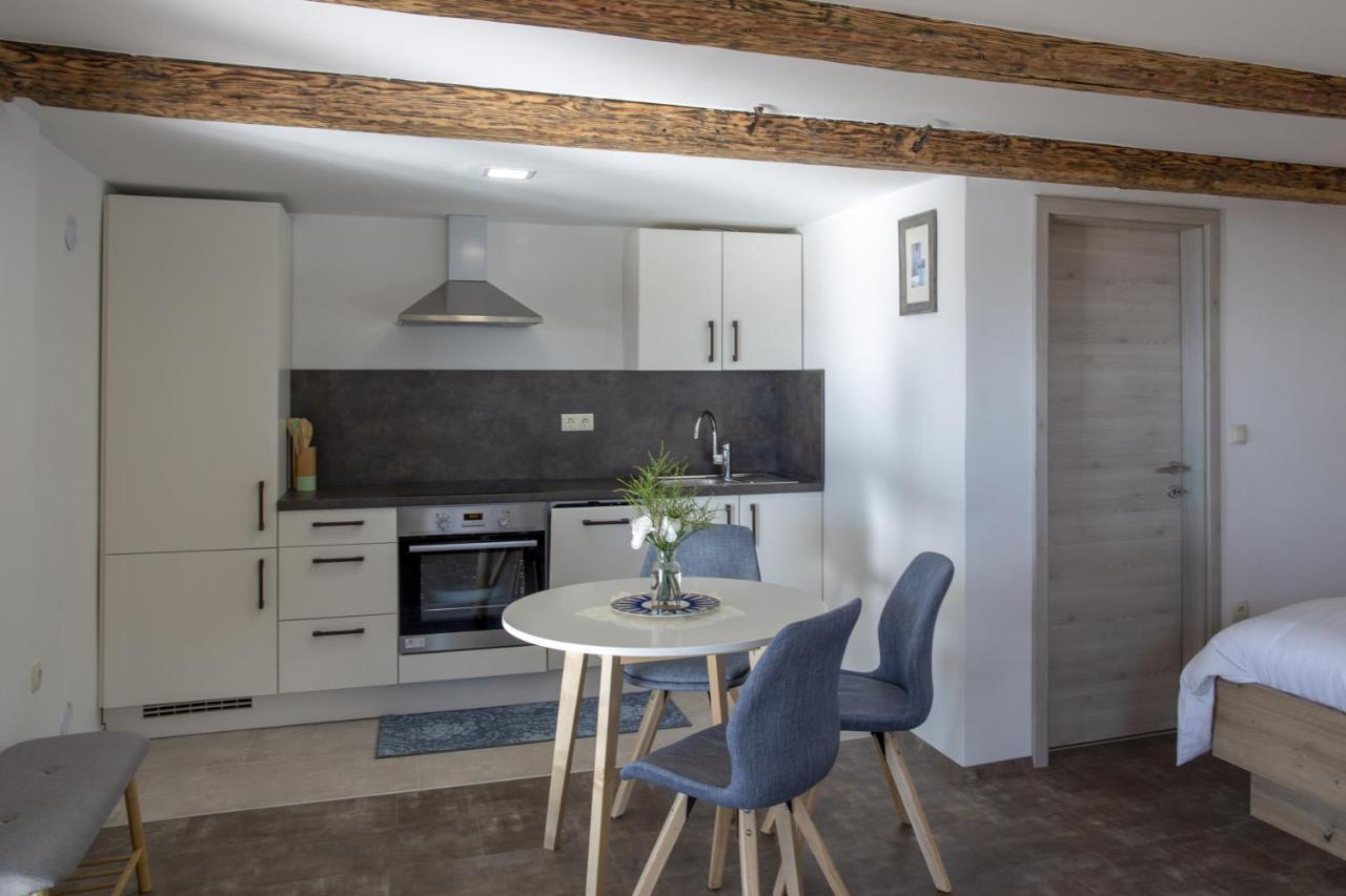 Studio 1111 With Sauna & Hot Tub Dravograd ภายนอก รูปภาพ